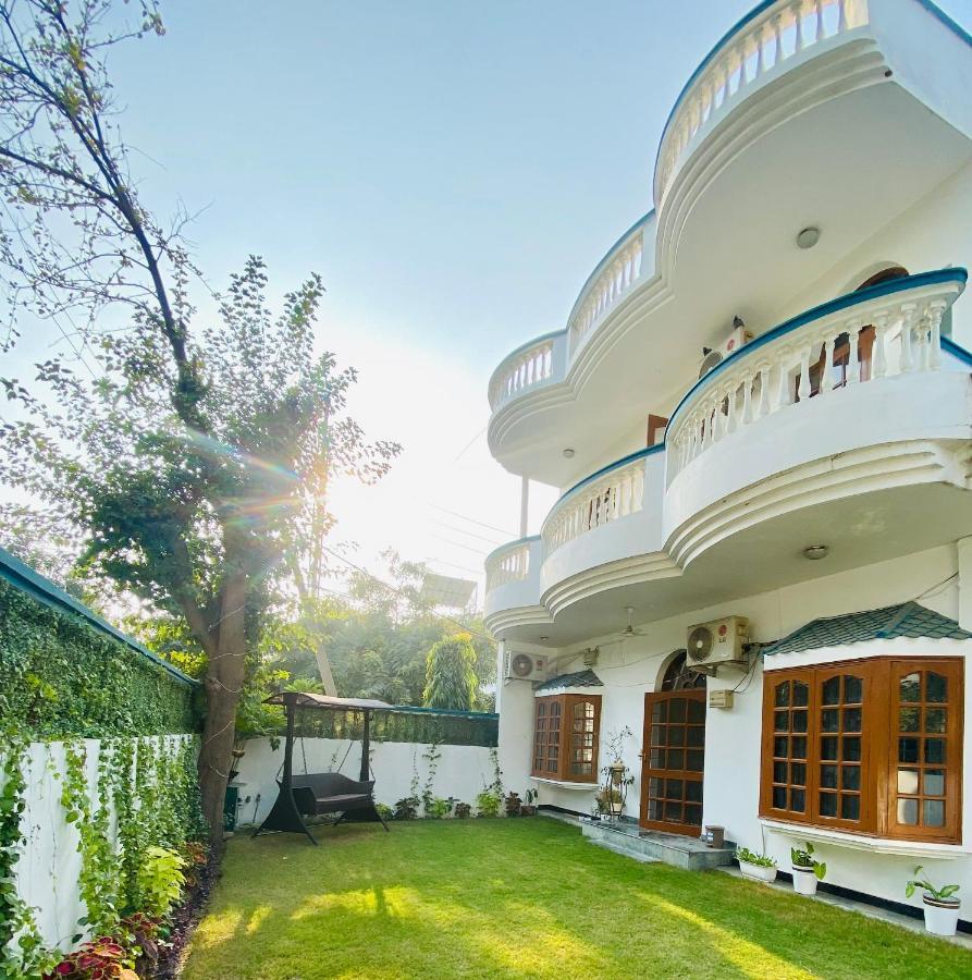 Roshani Pool Villa Gurgaon - 7Br #Privatepool #Villa #Bungalow #Garden #Staycation Екстериор снимка